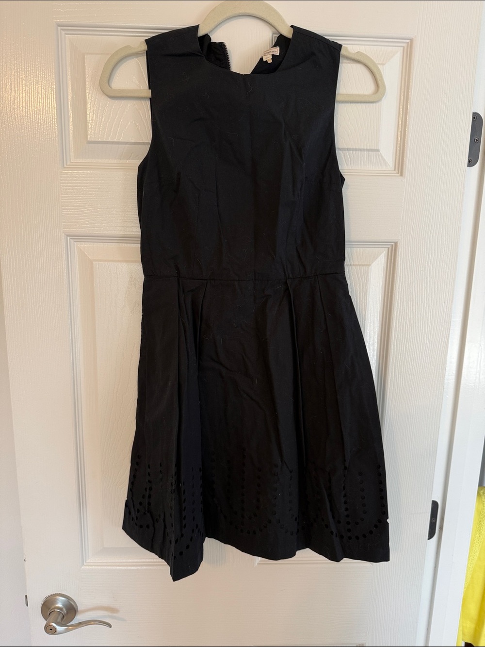 GAP Black Sleeveless Fit-and-Flare Mini Dress